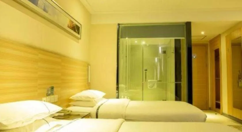 Bed in City Comfort Inn Tianmen East Lake Wanda Plaza