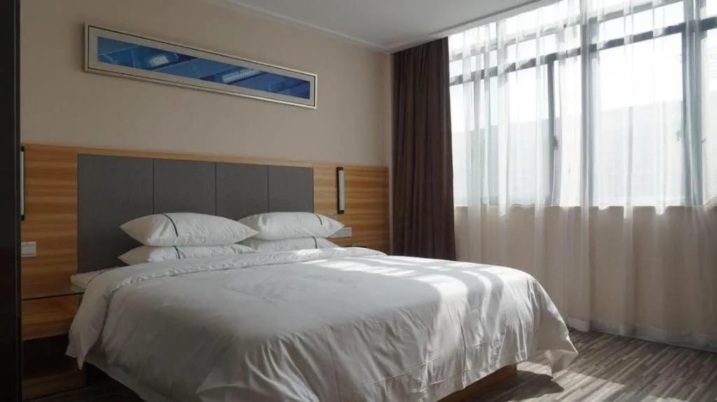 Bed in City Comfort Inn Hu'nan University Of Chinese Medicine