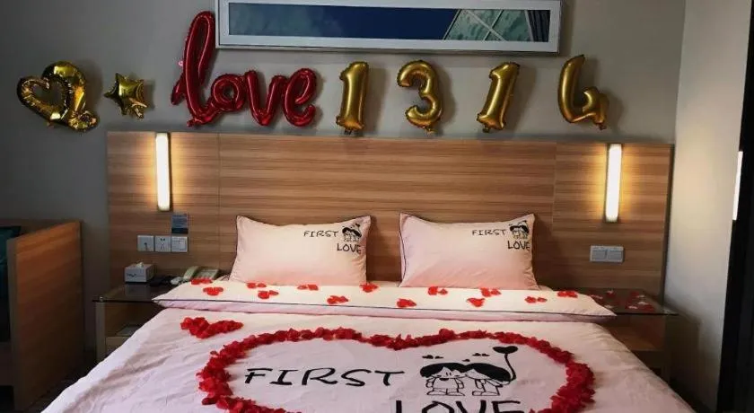 Bed in City Comfort Inn Zhongshan Xiaolan Xinduhui Gymnasium