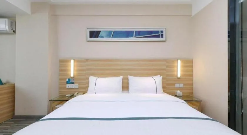 Bed in City Comfort Inn Nanning Police Academy Xianhu Food Street