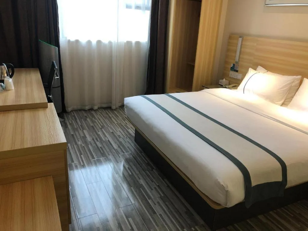 Bed in City Comfort Inn Nanning Police Academy Xianhu Food Street