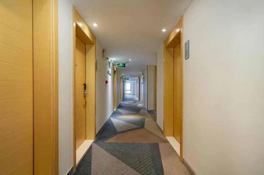 Bed in City Comfort Inn Nanning Police Academy Xianhu Food Street