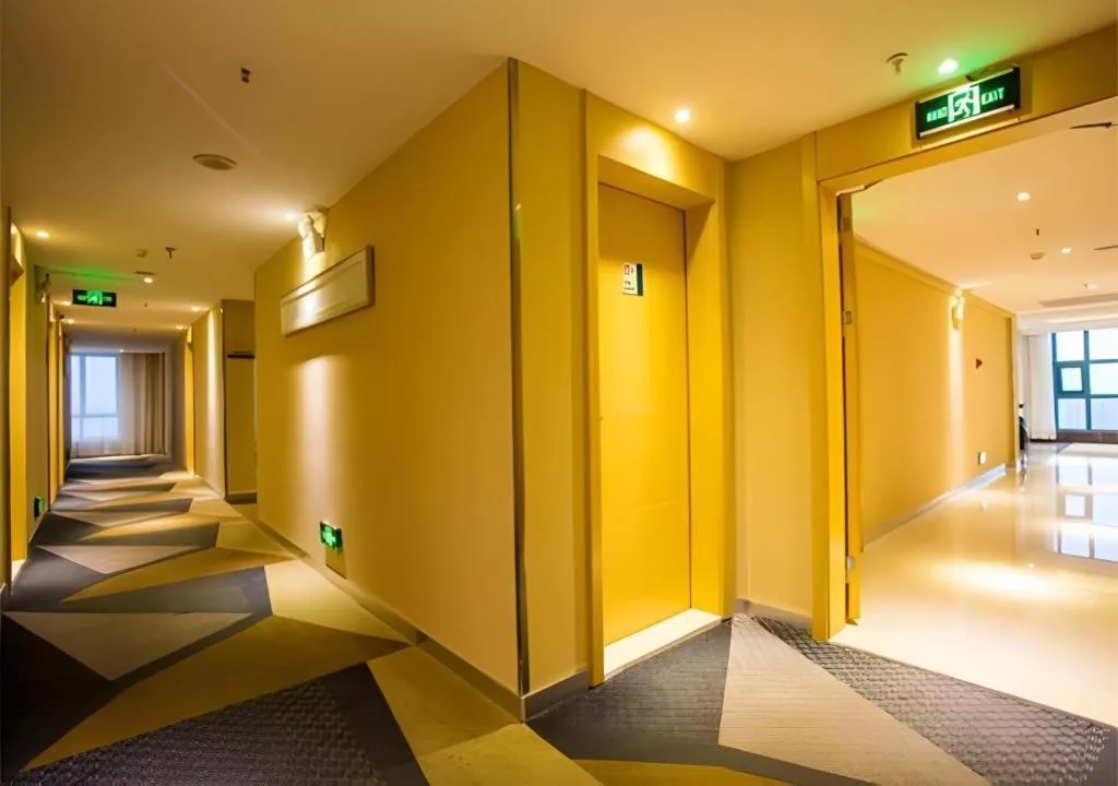 City Comfort Inn Nanning Police Academy Xianhu Food Street