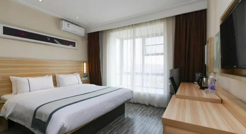 Bed in City Comfort Inn Nanning Police Academy Xianhu Food Street