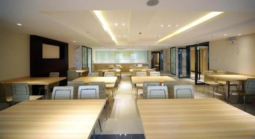 City Comfort Inn Nanning Police Academy Xianhu Food Street