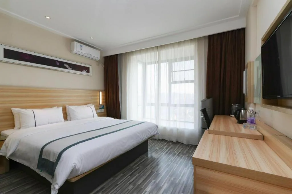 Bed in City Comfort Inn Nanning Police Academy Xianhu Food Street