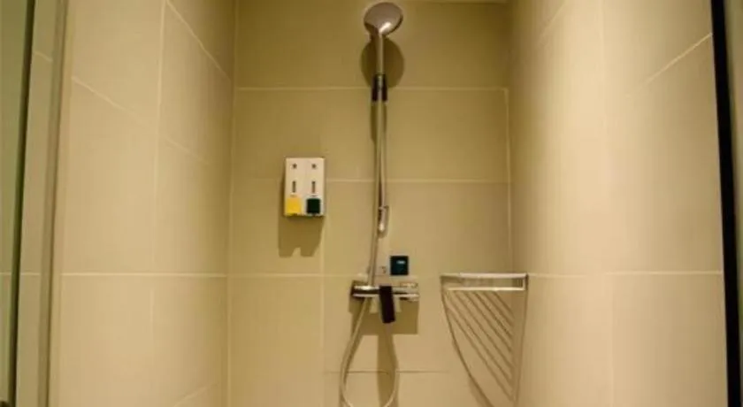 City Comfort Inn Nanning Police Academy Xianhu Food Street