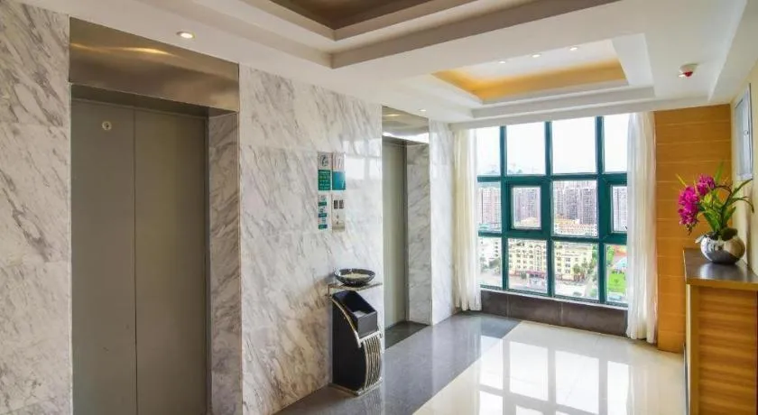 City Comfort Inn Nanning Police Academy Xianhu Food Street