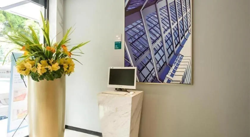 City Comfort Inn Nanning Police Academy Xianhu Food Street