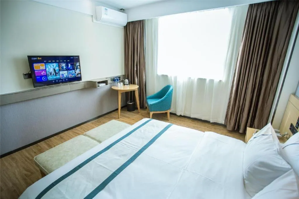 Bed in City Comfort Inn Shantou Tianshan Road Xinyicheng