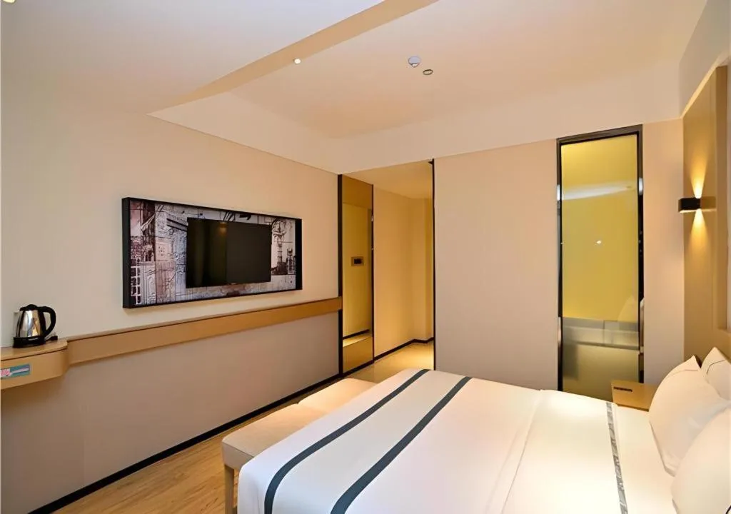 Bed in City Comfort Inn Shantou Tianshan Road Xinyicheng