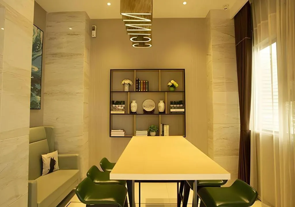 City Comfort Inn Huanggang Wuxue Bus Center