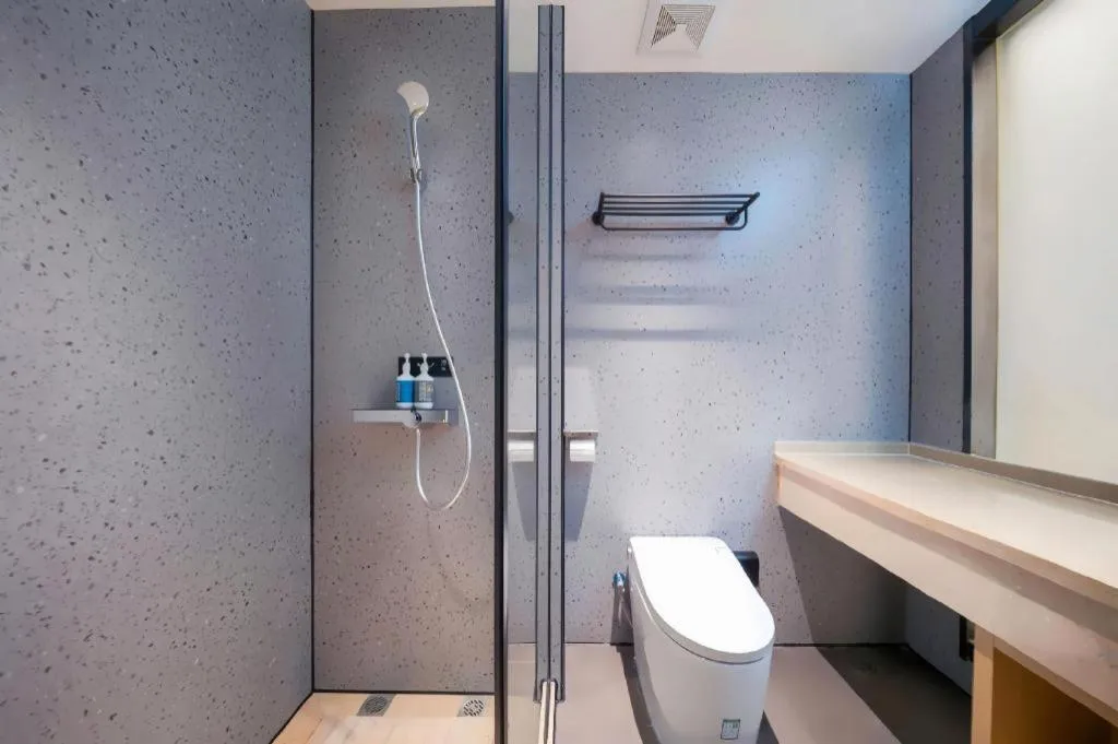 City Comfort Inn Huanggang Wuxue Bus Center