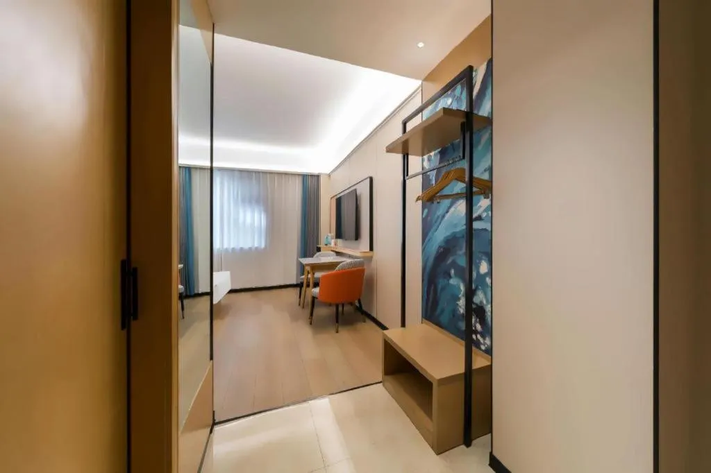 City Comfort Inn Huanggang Wuxue Bus Center