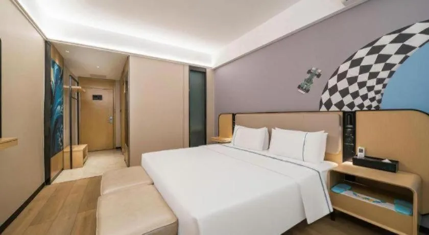 Bed in City Comfort Inn Huanggang Wuxue Bus Center