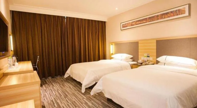 Bed in City Comfort Inn Zhanjiang Seaside Park Guanhai Corridor