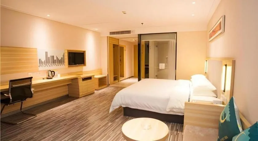 Bed in City Comfort Inn Zhanjiang Seaside Park Guanhai Corridor