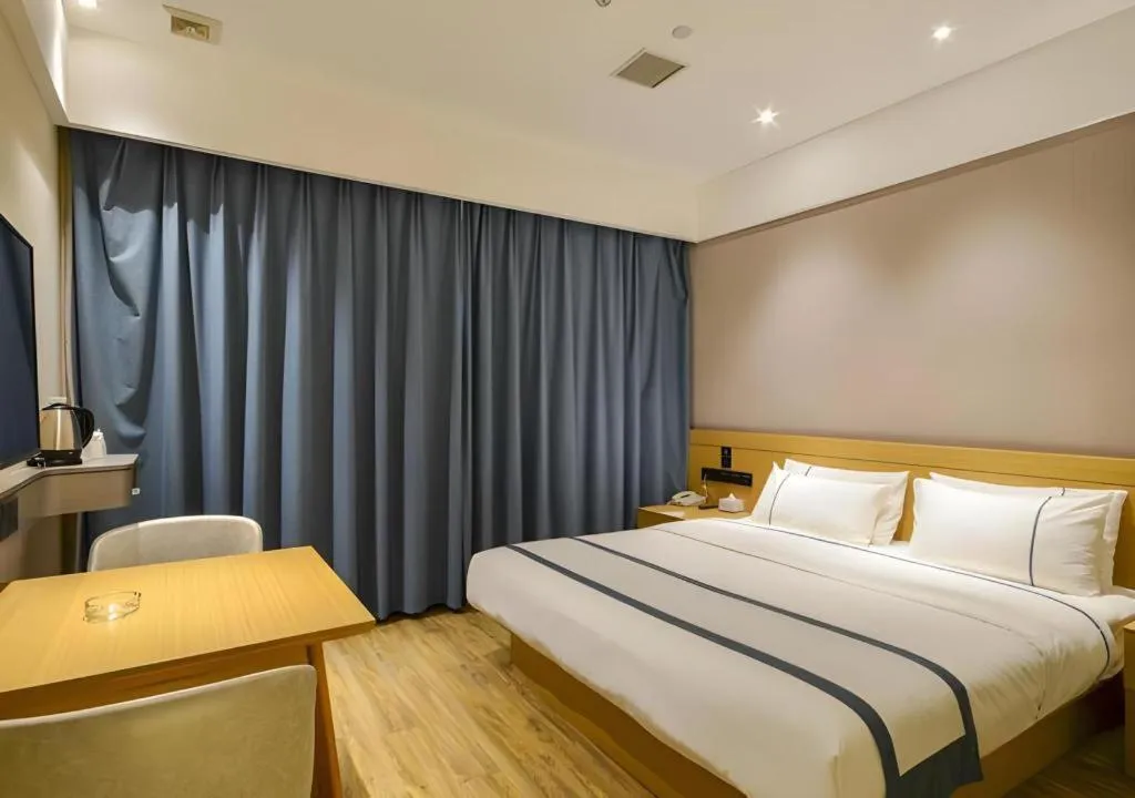 Bed in City Comfort Inn Suizhou Railway Station