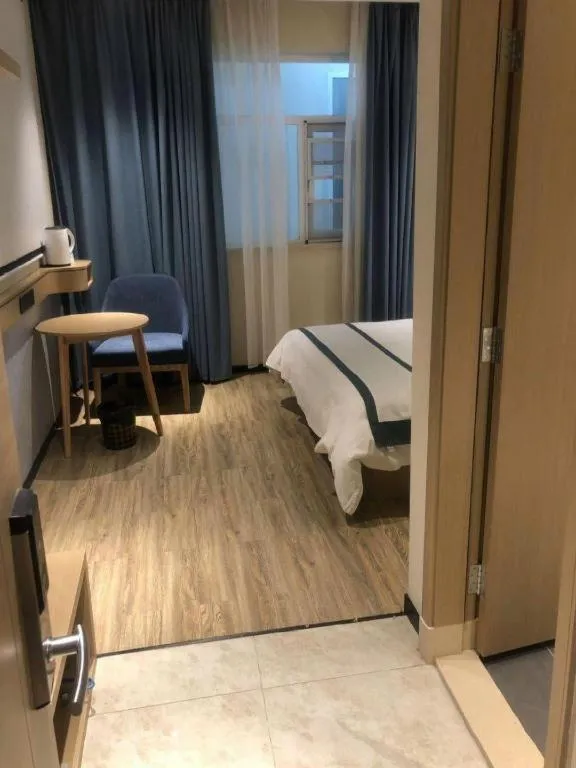 Bed in City Comfort Inn Suizhou Railway Station