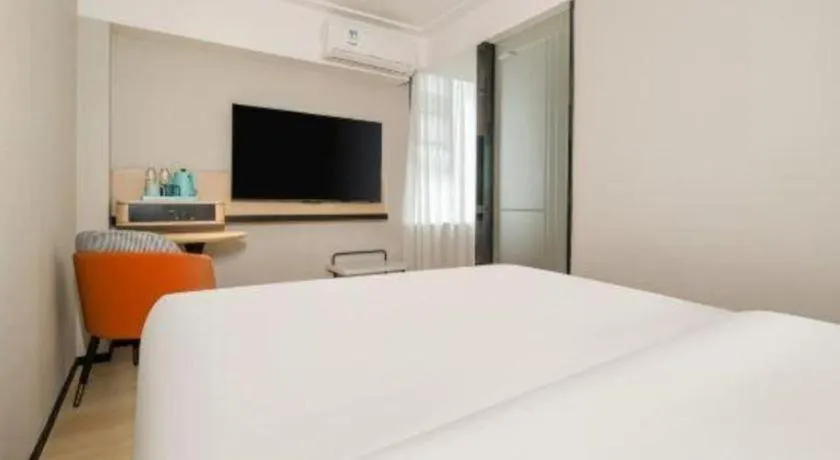 Bed in City Comfort Inn Nanning Chaoyang Square Zhongshan Road Food Street