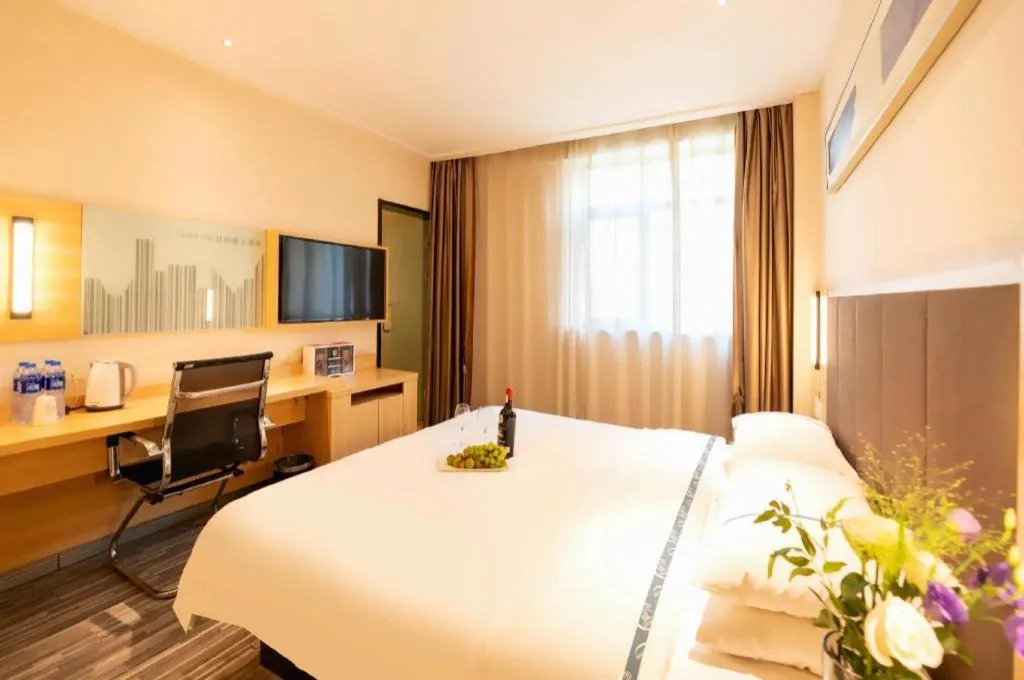 Bed in City Comfort Inn Hefei Shuanggang Fuyang Road