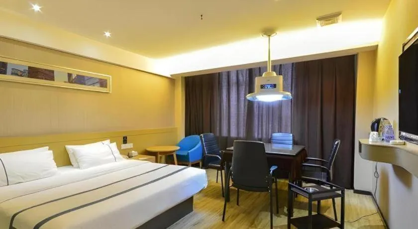 Bed in City Comfort Inn Jingzhou Jianli Jiangcheng Road