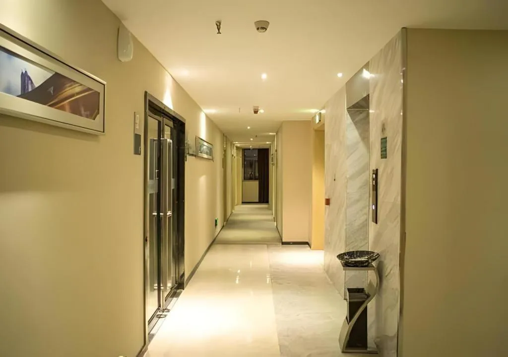 City Comfort Inn Jingzhou Jianli Jiangcheng Road