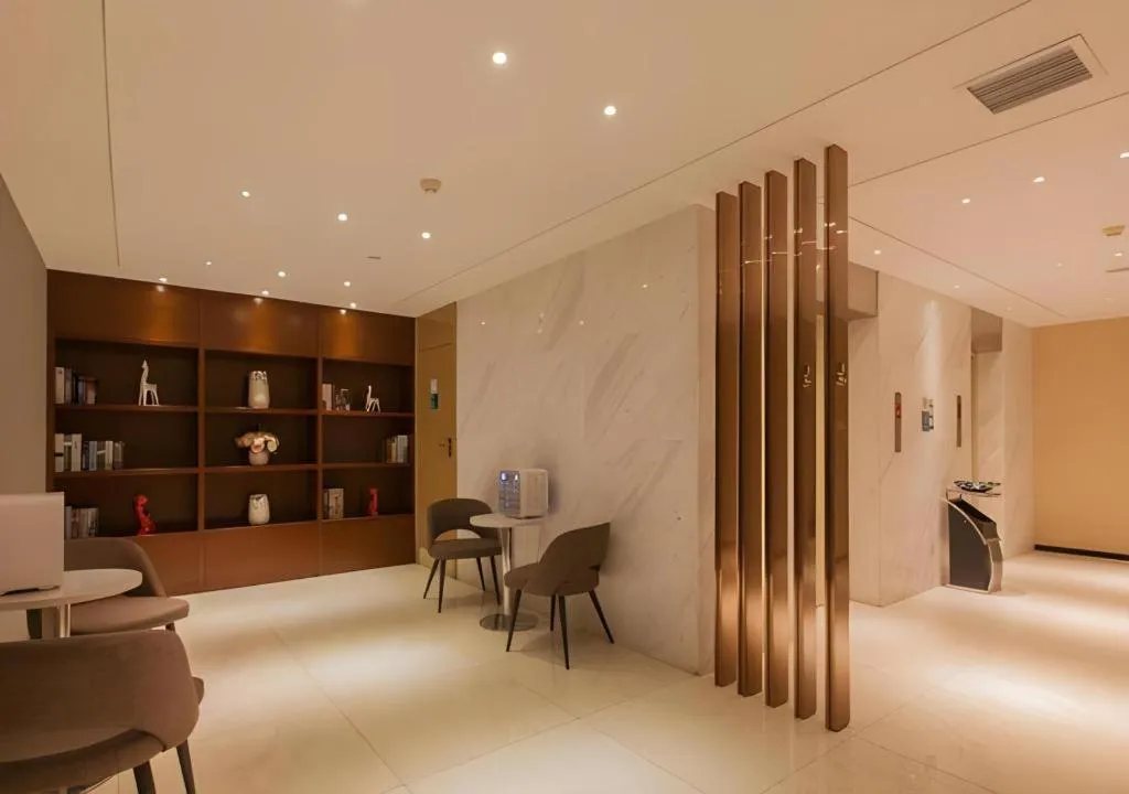 City Comfort Inn Wuhan International Square Union Medical College Hospital