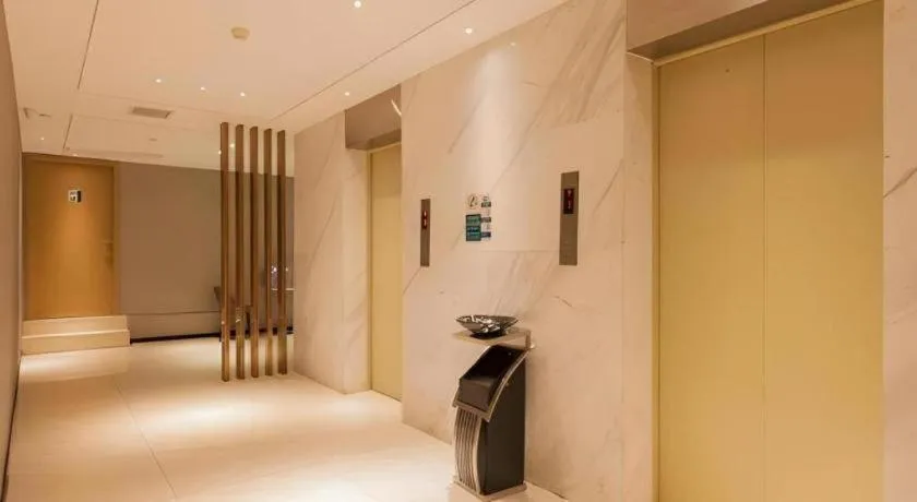 Bed in City Comfort Inn Wuhan International Square Union Medical College Hospital