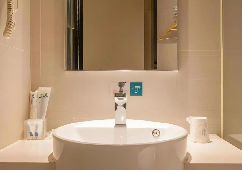 City Comfort Inn Wuhan International Square Union Medical College Hospital