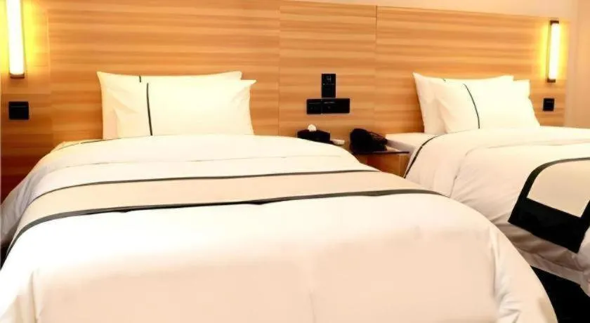 Bed in City Comfort Inn Huangshi Bei Station