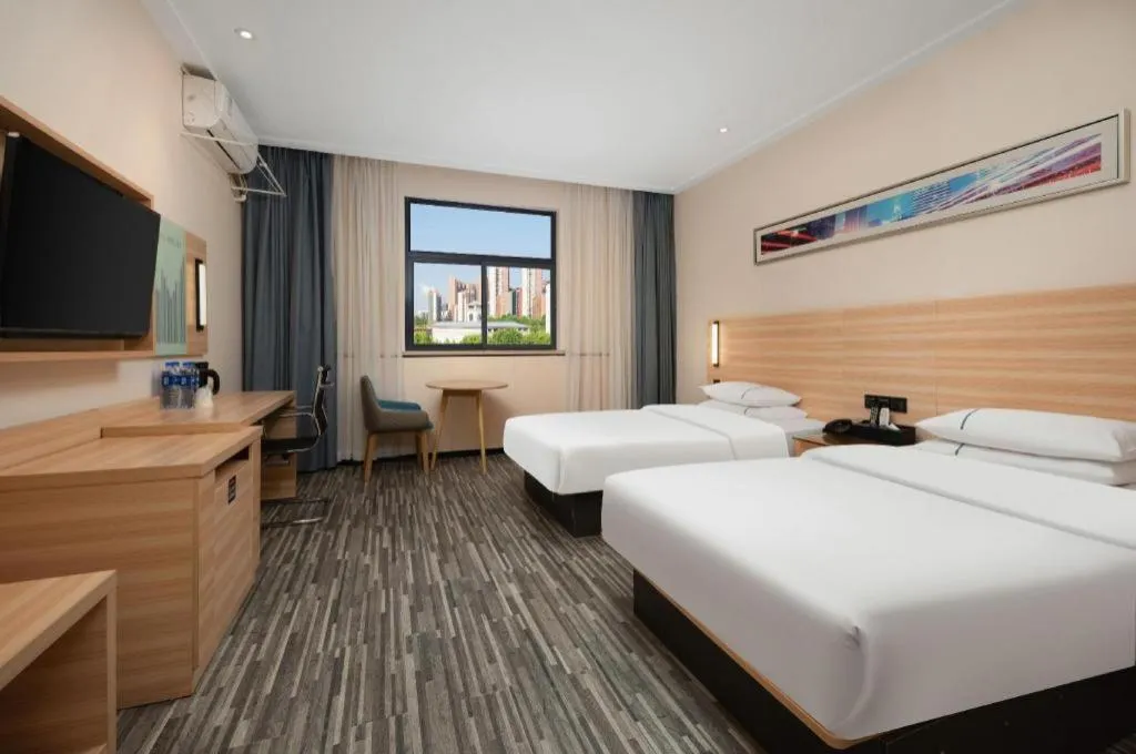 Bed in City Comfort Inn Huangshi Bei Station