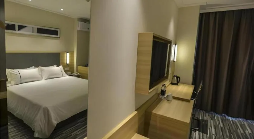 Bed in City Comfort Inn Hefei Anhui Medical University Affiliated Hospital USTC