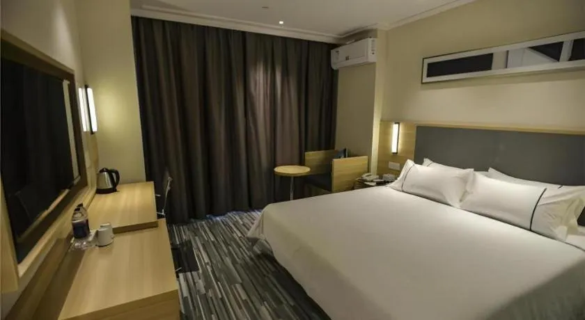 Bed in City Comfort Inn Hefei Anhui Medical University Affiliated Hospital USTC