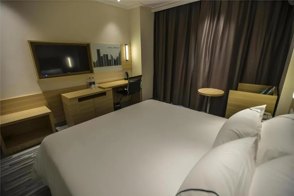 Bed in City Comfort Inn Hefei Anhui Medical University Affiliated Hospital USTC