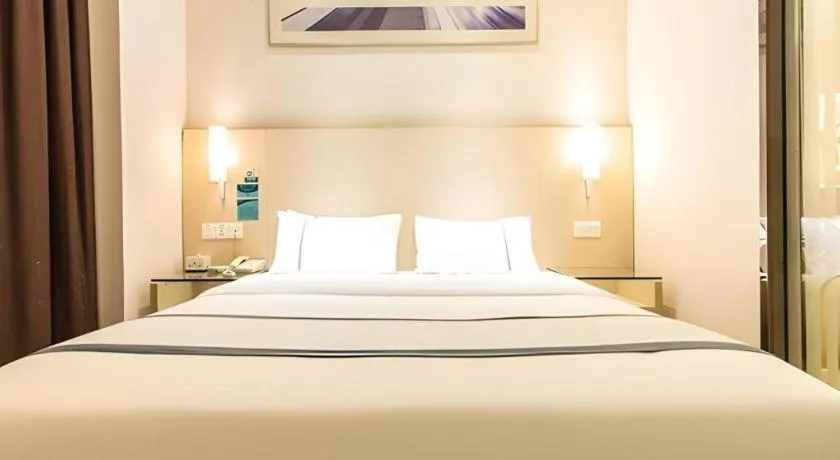 Bed in City Comfort Inn Nanning Wuming