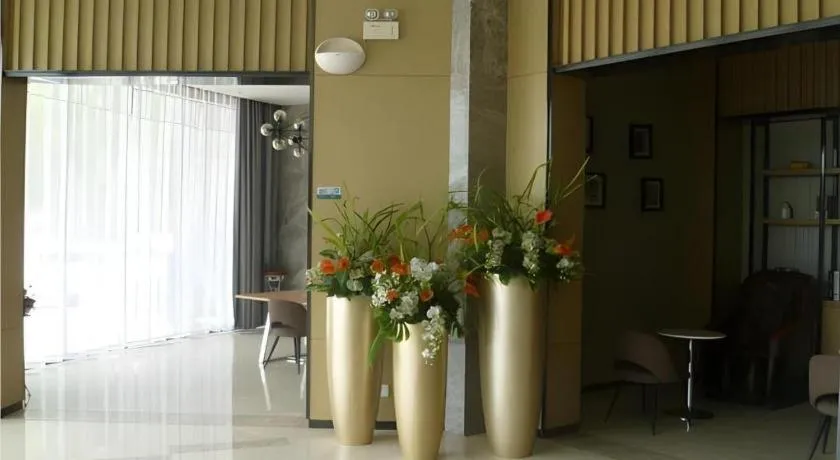 City Comfort Inn Jingmen Jingshan Passenger Station