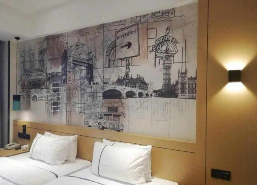 Bed in City Comfort Inn Chongqing Jiangbei International Airport