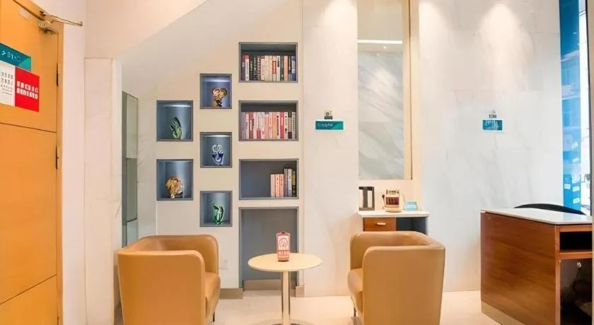 City Comfort Inn Yulin Youth Square 1st People's Hospital