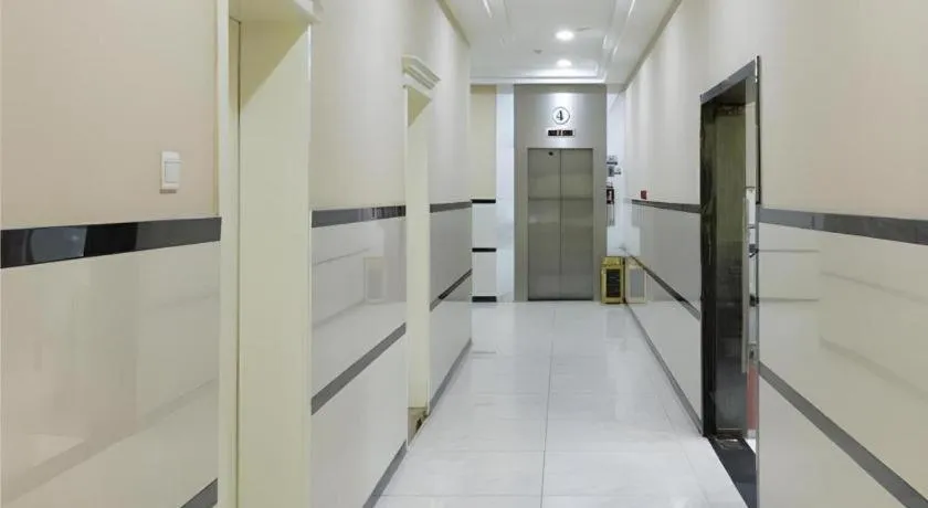 City Comfort Inn Wuhan Dream Times Baotong Temple Metro Station