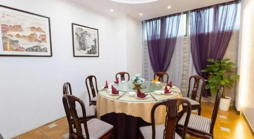 City Comfort Inn Wuhan Dream Times Baotong Temple Metro Station