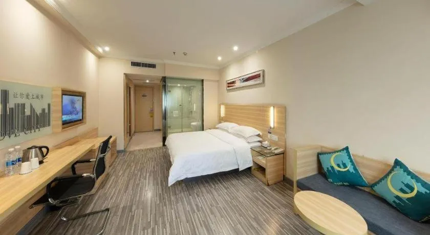 Bed in City Comfort Inn Wuhan Dream Times Baotong Temple Metro Station