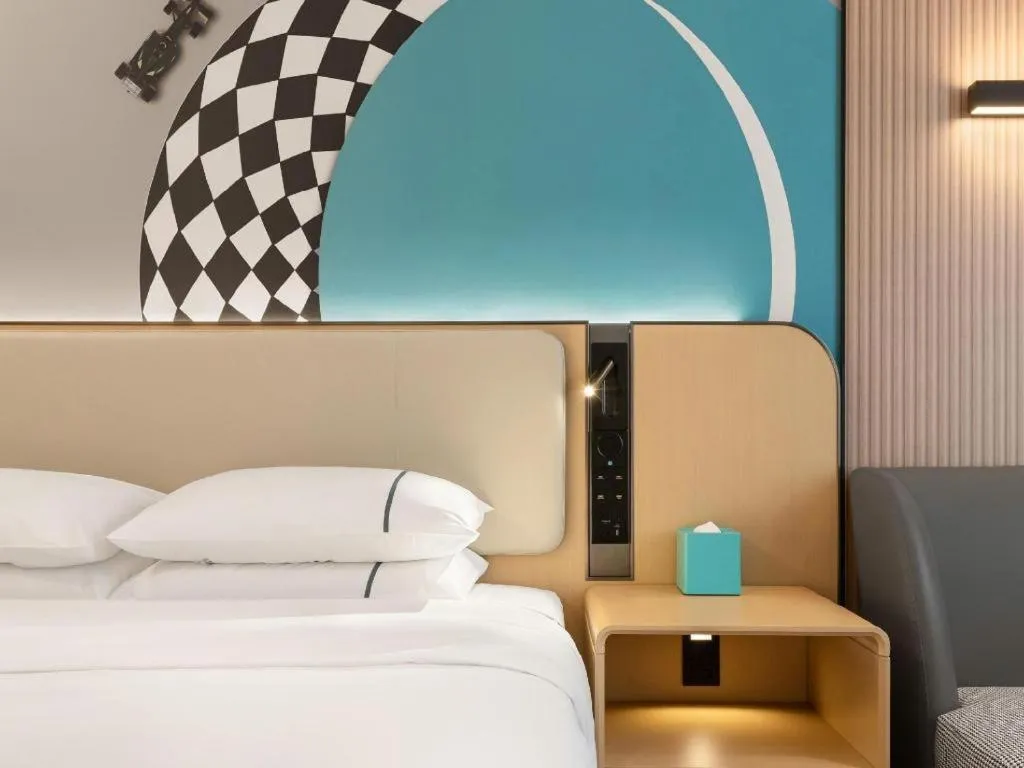 Bed in City Comfort Inn Wuhan Dream Times Baotong Temple Metro Station