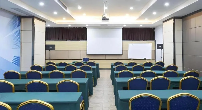 City Comfort Inn Wuhan Dream Times Baotong Temple Metro Station