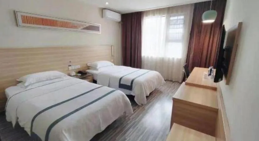 Bed in City Comfort Inn Suizhou Lieshan Avenue