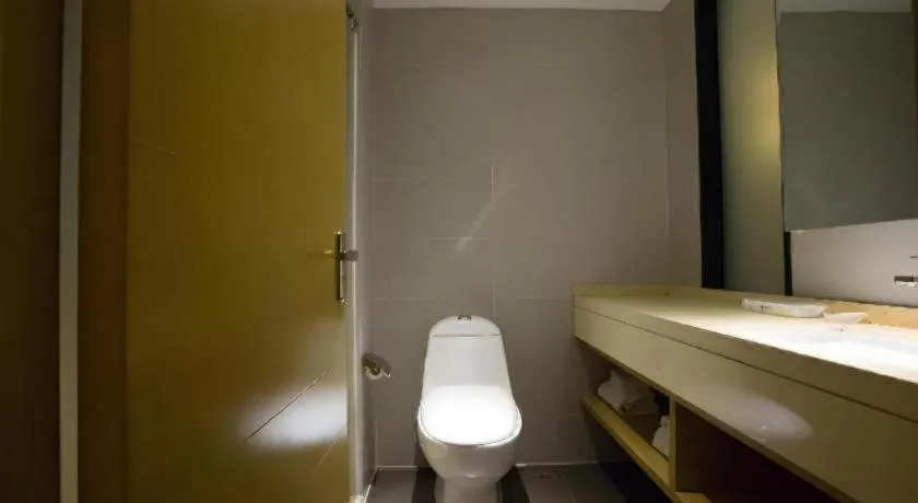 City Comfort Inn Zhanjiang Middle Haibin Avenue Wanda Plaza