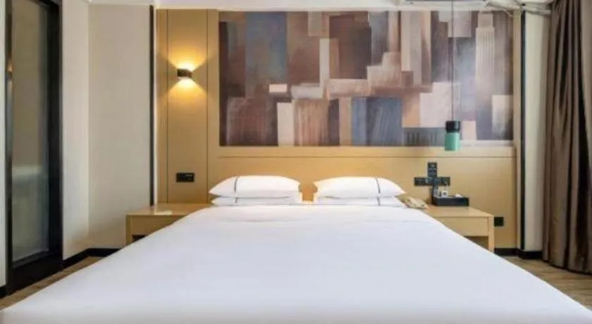 Bed in City Comfort Inn Liuzhou Gubu Street Ma'anshan Park