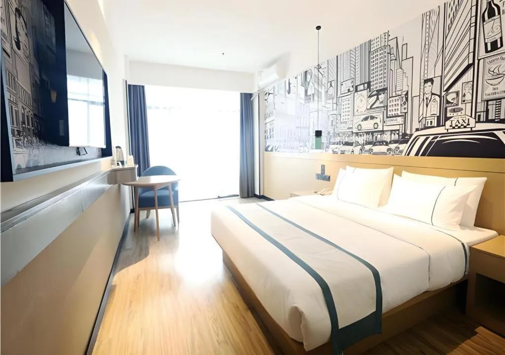 Bed in City Comfort Inn Liuzhou Gubu Street Ma'anshan Park