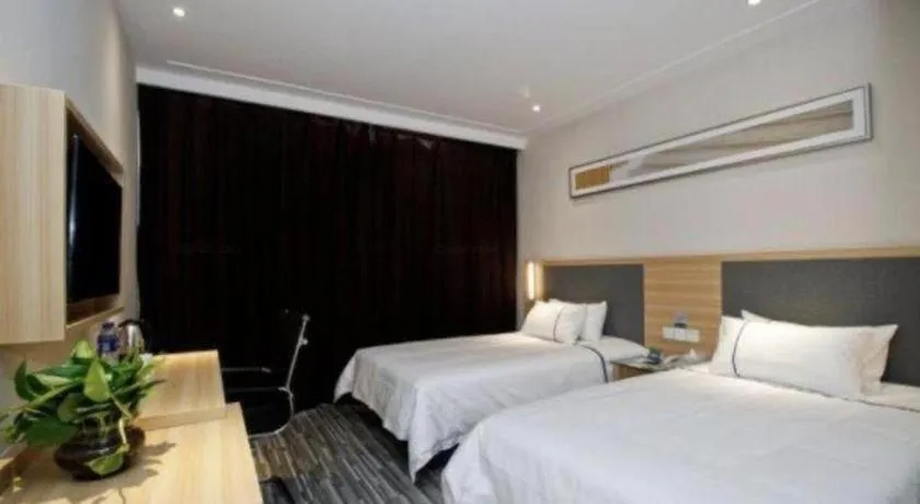 Bed in City Comfort Inn Hefei Binhu Wanda Plaza