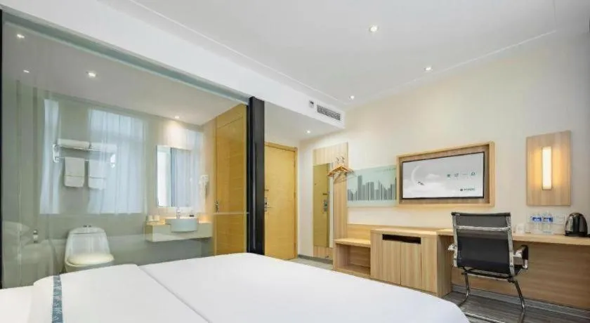 Bed in City Comfort Inn Hefei Binhu Wanda Plaza